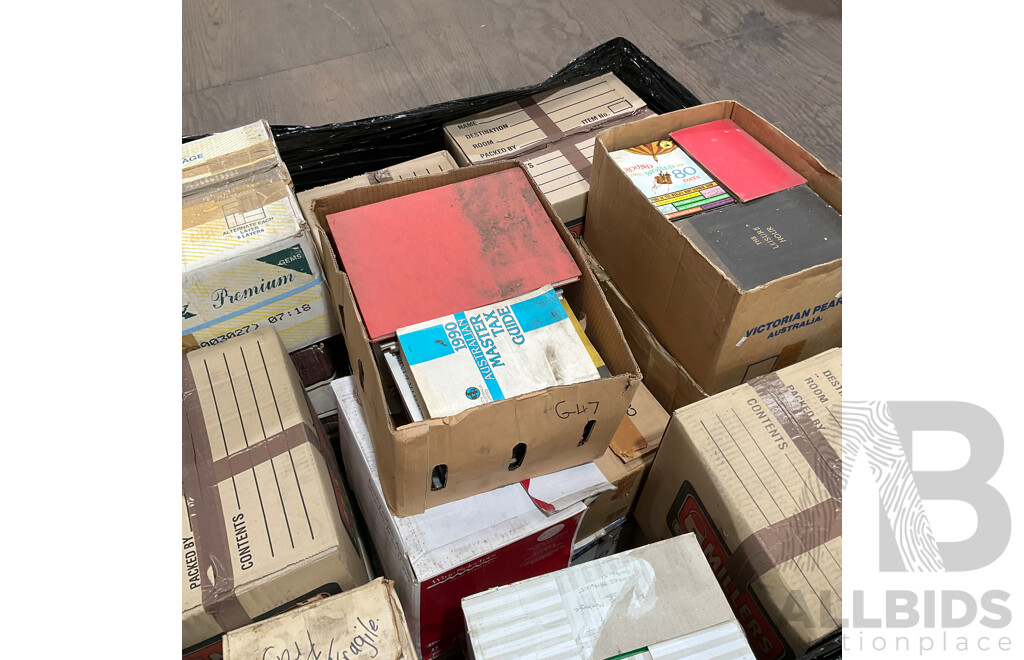 One Full Pallet - Mystery Collection of Vintage Books