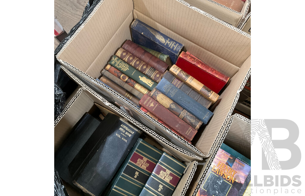 One Full Pallet - Mystery Collection of Vintage Books