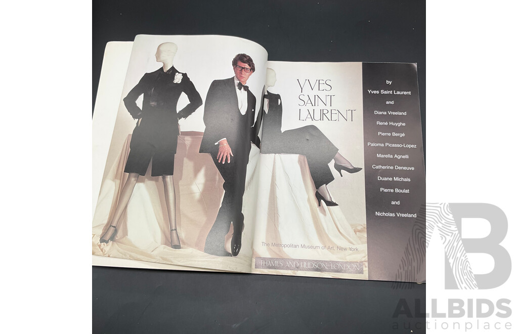 Yves Saint Laurent (The Metropolitan Museum of Art, NY 1983-1984)