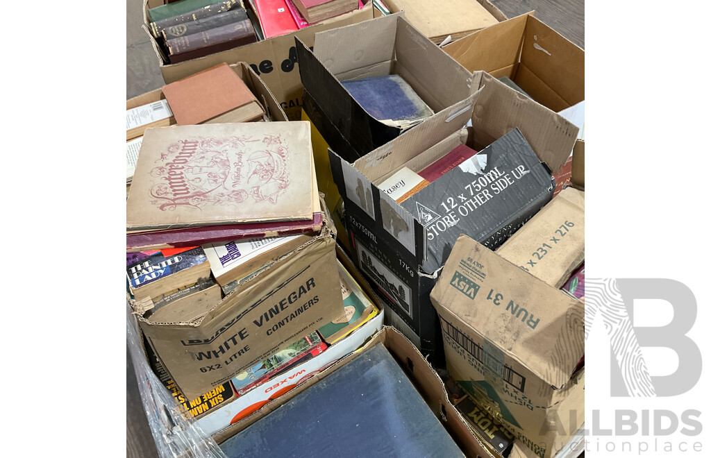 One Full Pallet - Mystery Collection of Vintage Books