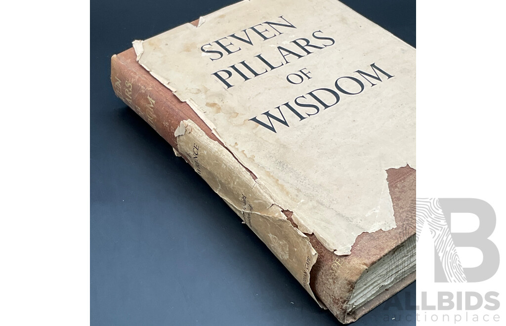 SEVEN PILLARS of WISDOM a Triumph by T.E.Lawrence