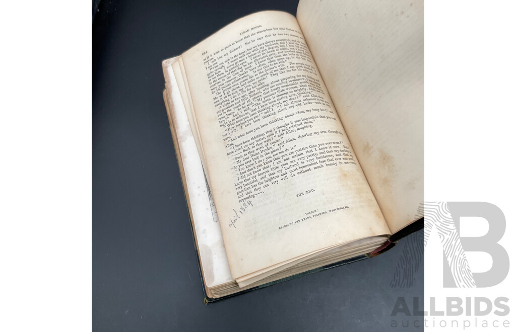 Bleak House by CHARLES DICKENS