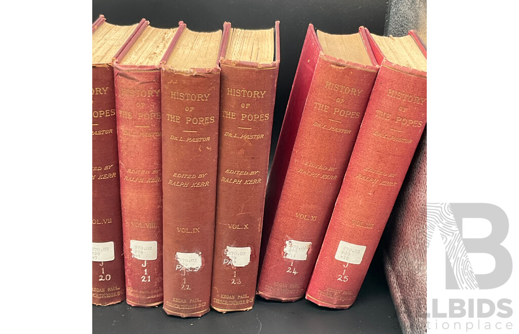 CHAMBER'S ENCYCLOPEDIA, Volumes I to X - Lot of 10