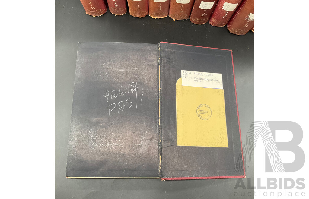 CHAMBER'S ENCYCLOPEDIA, Volumes I to X - Lot of 10