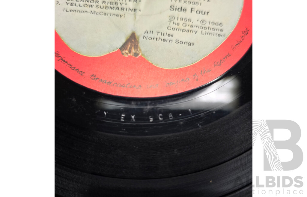 The Beatles - Australian 10th Anniversary Greatest Hits Volumes 1 & 2 (1963-1973) Rare Australian Apple / Parlophone Stereo Double LP Set