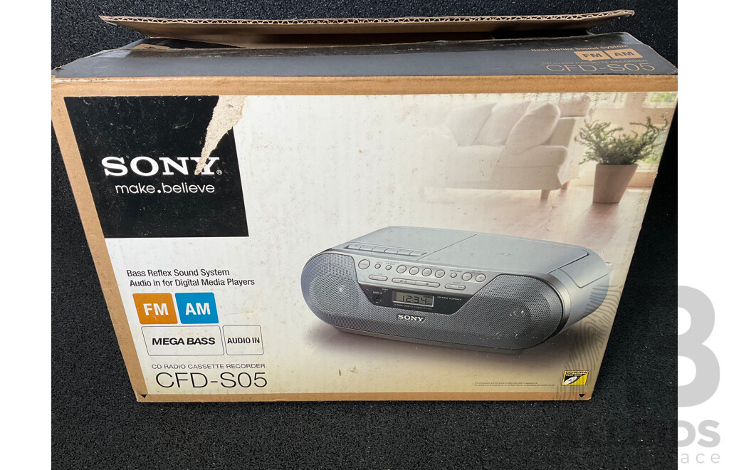 Vintage SONY CFD-S05 CD Radio Cassette Recorder