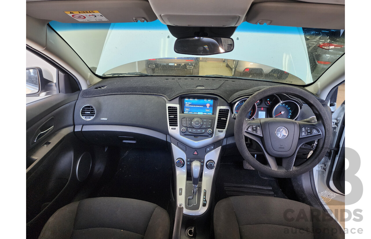 2/2014 Holden Cruze Equipe JH MY14 5d Hatchback White 1.8L
