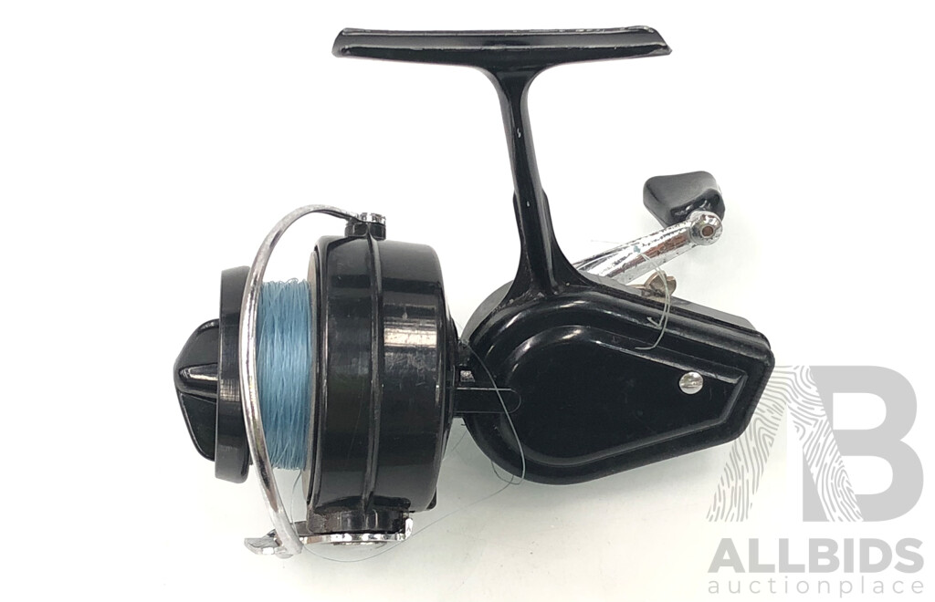 Vintage Garcia Mitchell 321 Spinning Fishing Reel - Circa 1969