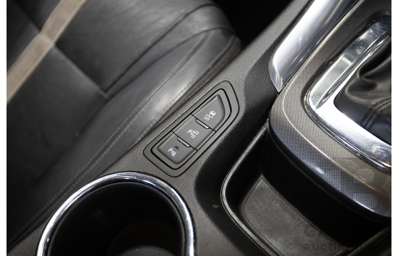 11/2013 Holden VF Calais V 4d Sedan Prussian Steel Metallic V6 3.6L