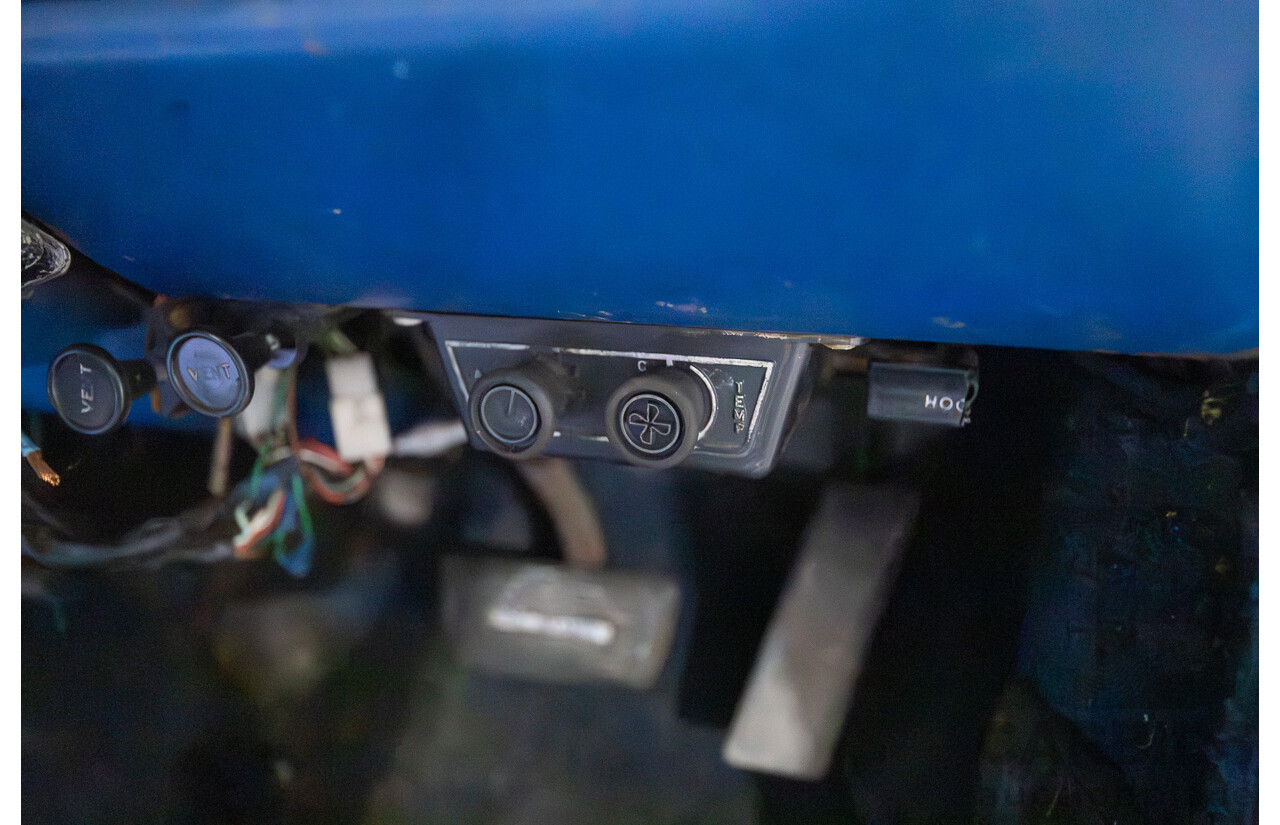 4/1978 Chrysler CL Regal LeBaron 4d Sedan Silver 4.3L