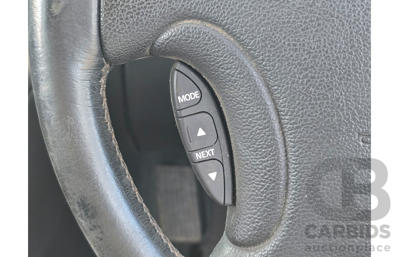 10/2001 Holden Special Vehicles (HSV) Clubsport VX Series II Build No.136 4d Sedan Vespers Blue Metallic V8 5.7L