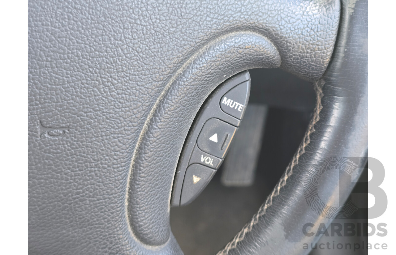 10/2001 Holden Special Vehicles (HSV) Clubsport VX Series II Build No.136 4d Sedan Vespers Blue Metallic V8 5.7L