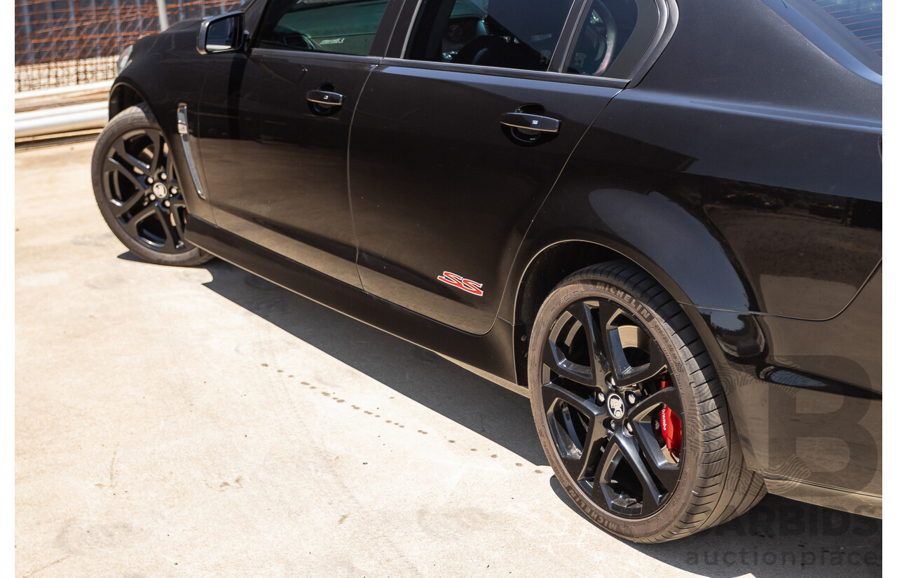 5/2016 Holden VF Commodore SS-V Redline Series 2 4d Sedan Phantom Black V8 6.2L