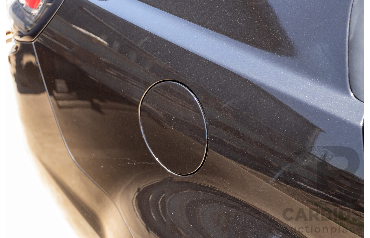 5/2016 Holden VF Commodore SS-V Redline Series 2 4d Sedan Phantom Black V8 6.2L