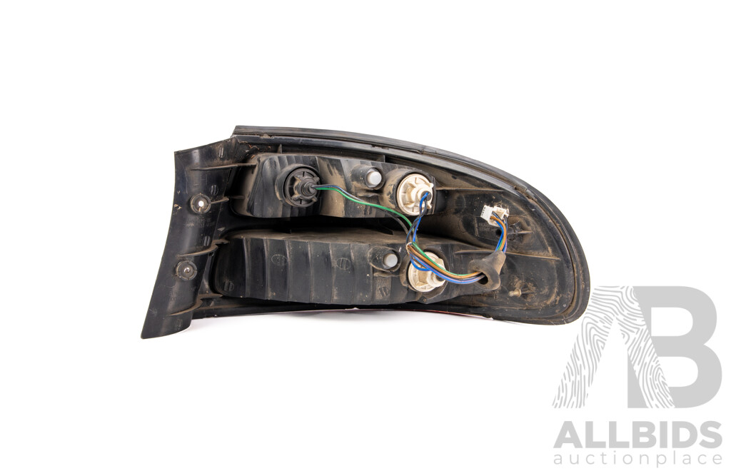 Holden Commodore VX Tail Lights - Genuine - Suits All VT / VX Sedan Models