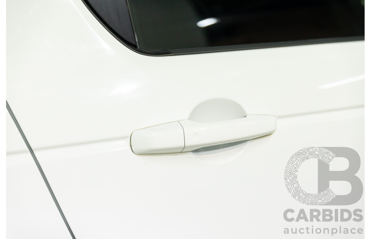 01/2018 Land Rover Discovery Sport Td4 HSE (132kW AWD) L550 MY18 4d Wagon Fuji White Turbo Diesel 2.0L - 7 Seater