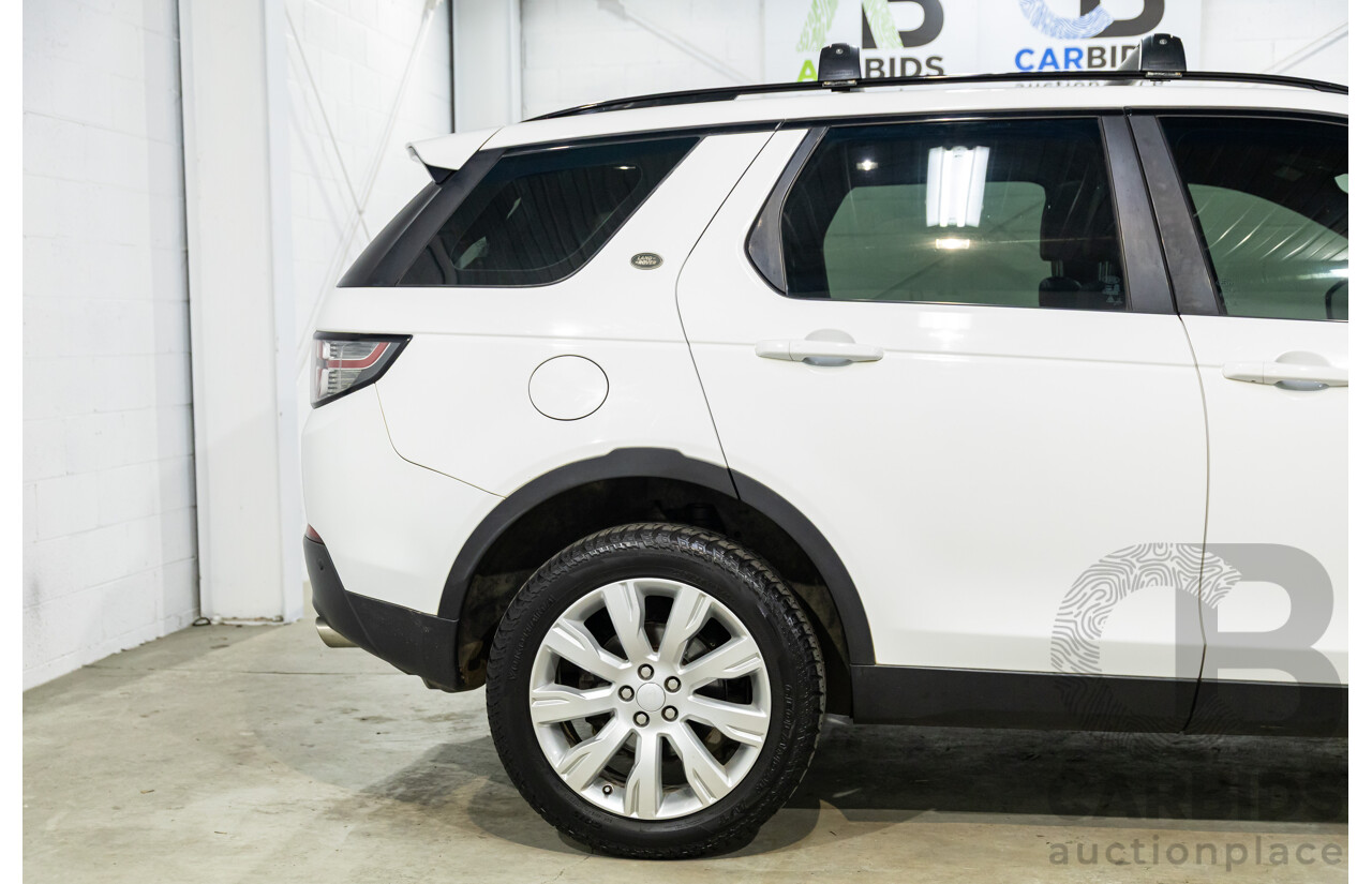 01/2018 Land Rover Discovery Sport Td4 HSE (132kW AWD) L550 MY18 4d Wagon Fuji White Turbo Diesel 2.0L - 7 Seater