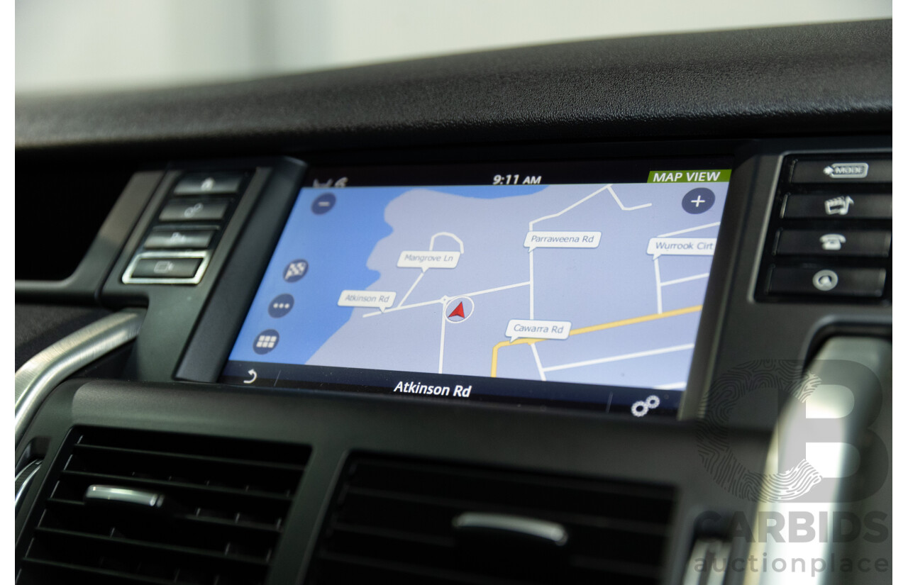 01/2018 Land Rover Discovery Sport Td4 HSE (132kW AWD) L550 MY18 4d Wagon Fuji White Turbo Diesel 2.0L - 7 Seater