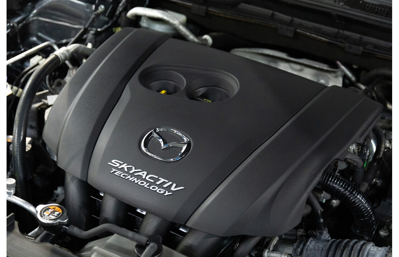 04/2016 Mazda Mazda6 GT (FWD) 6C MY15 4d Sedan Meteor Grey Metallic 2.5L