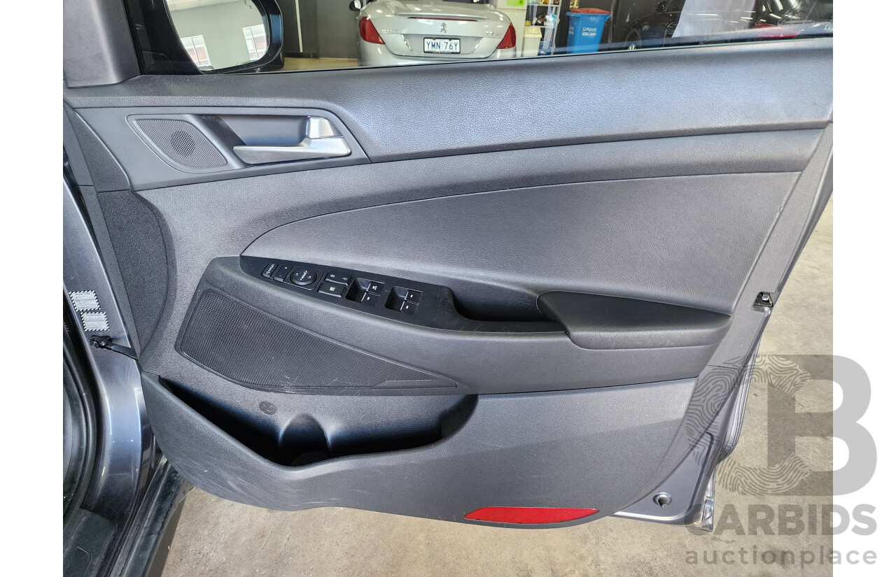 10/2015 Hyundai Tucson Highlander (awd) TLE 4d Wagon Grey 2.0L