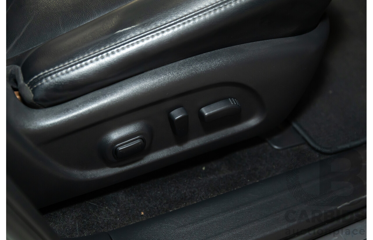 6/2015 Nissan Pathfinder ST-L Hybrid (4x4) R52 MY15 4d Wagon Ivory Pearl Supercharged 2.5L - 15kW Hybrid - 7 Seater