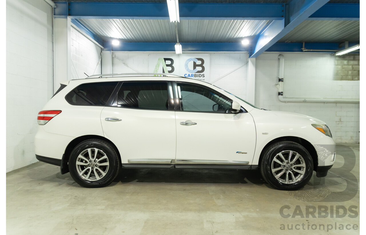 6/2015 Nissan Pathfinder ST-L Hybrid (4x4) R52 MY15 4d Wagon Ivory Pearl Supercharged 2.5L - 15kW Hybrid - 7 Seater