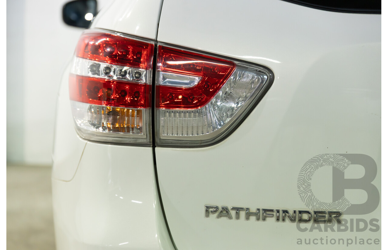 6/2015 Nissan Pathfinder ST-L Hybrid (4x4) R52 MY15 4d Wagon Ivory Pearl Supercharged 2.5L - 15kW Hybrid - 7 Seater