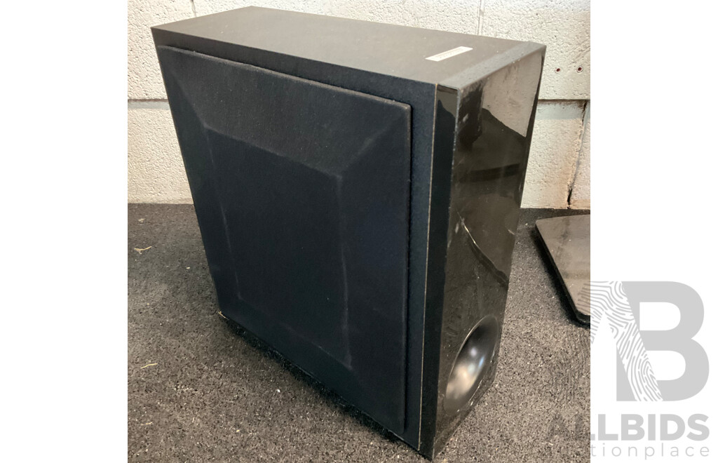 Panasonic SU-HTB18 Sound Bar with Subwoofer and LG Home Theatre System (Speaker S63T1 ,S63T2 & Center S63S2)