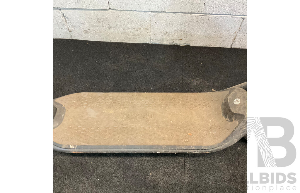 Ninebot Kickscooter Max F65I