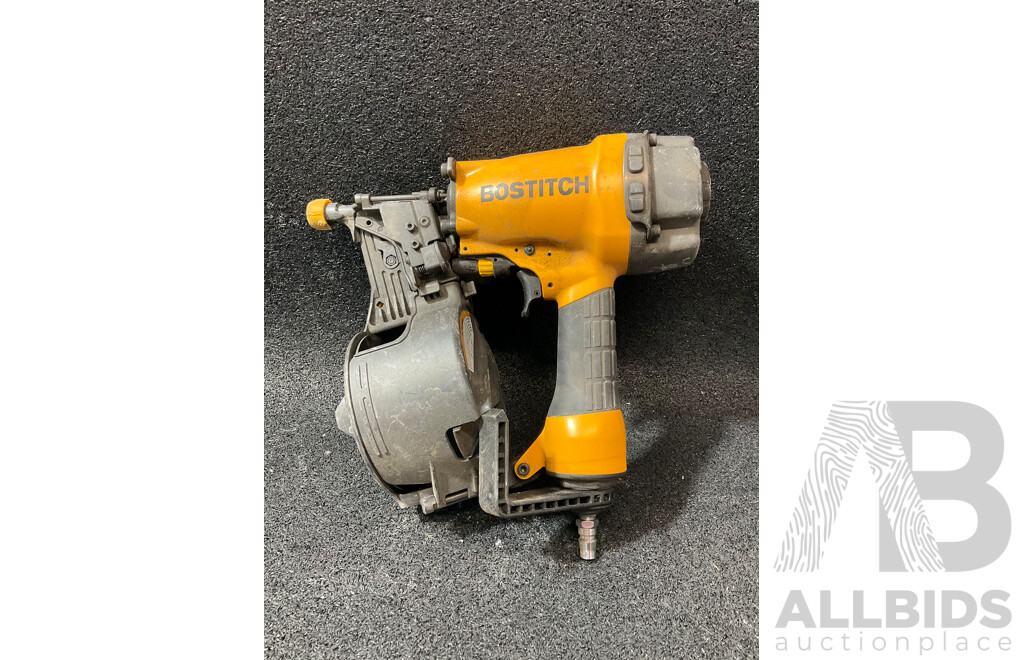 BOSTITCH Coil Nailer