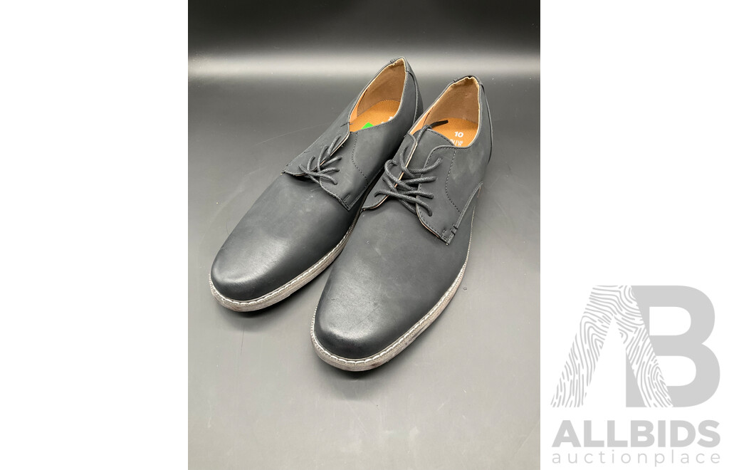 Camping Bundle, Including Beach Trolley, Two Sleeping Bags, Two Mats, Tent, EVERLAST Bag and Shoes - Lot of 8