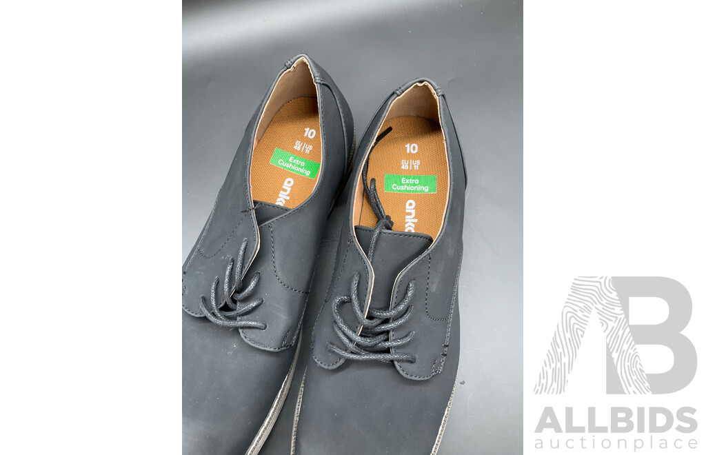 Camping Bundle, Including Beach Trolley, Two Sleeping Bags, Two Mats, Tent, EVERLAST Bag and Shoes - Lot of 8