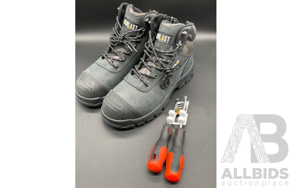 EVERLAST Workwear Boots Size 11 and Screwdriver Set