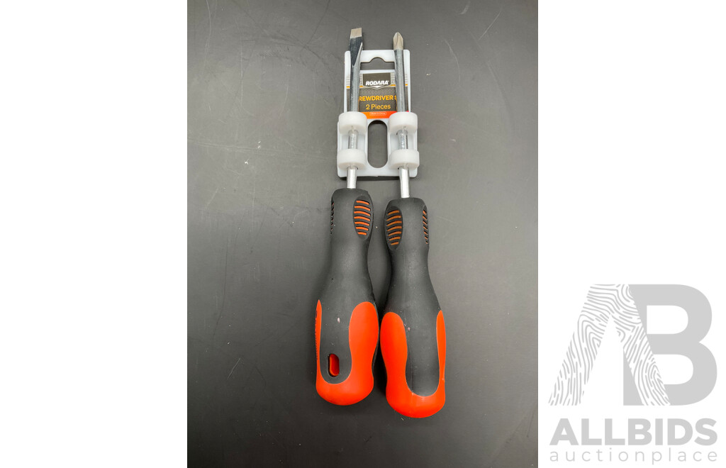 EVERLAST Workwear Boots Size 11 and Screwdriver Set