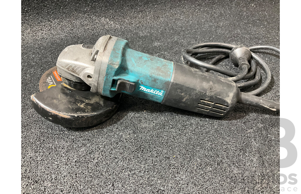 MAKITA Corded Angle Grinder, GT Drill Driver with Battery and Assorted Torches - Lot of 9