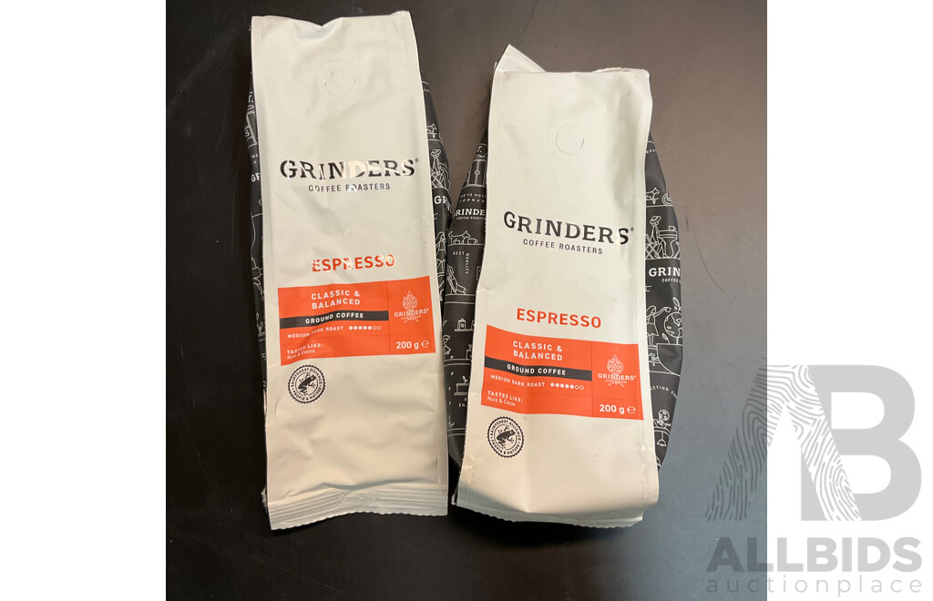 Mixed Lot - Assorted Household Items Included Sunbeam Toaster, Remington Hair Dryer and More