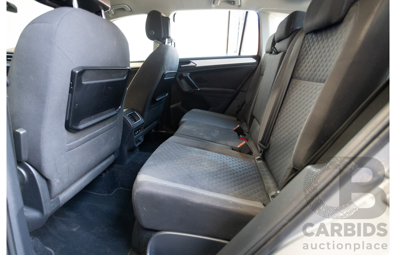 01/2017 Volkswagen Tiguan 110 TDI Comfortline (AWD) 5NA 4D Wagon Tungsten Silver Metallic Turbo Diesel 2.0L