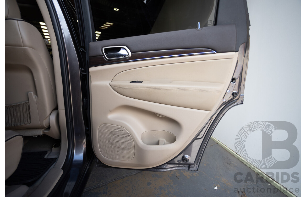 11/2014 Jeep Grand Cherokee Overland (4x4) WK MY15 4D Wagon Silver Turbo Diesel 3.0L