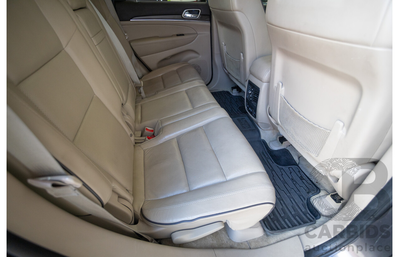 11/2014 Jeep Grand Cherokee Overland (4x4) WK MY15 4D Wagon Silver Turbo Diesel 3.0L