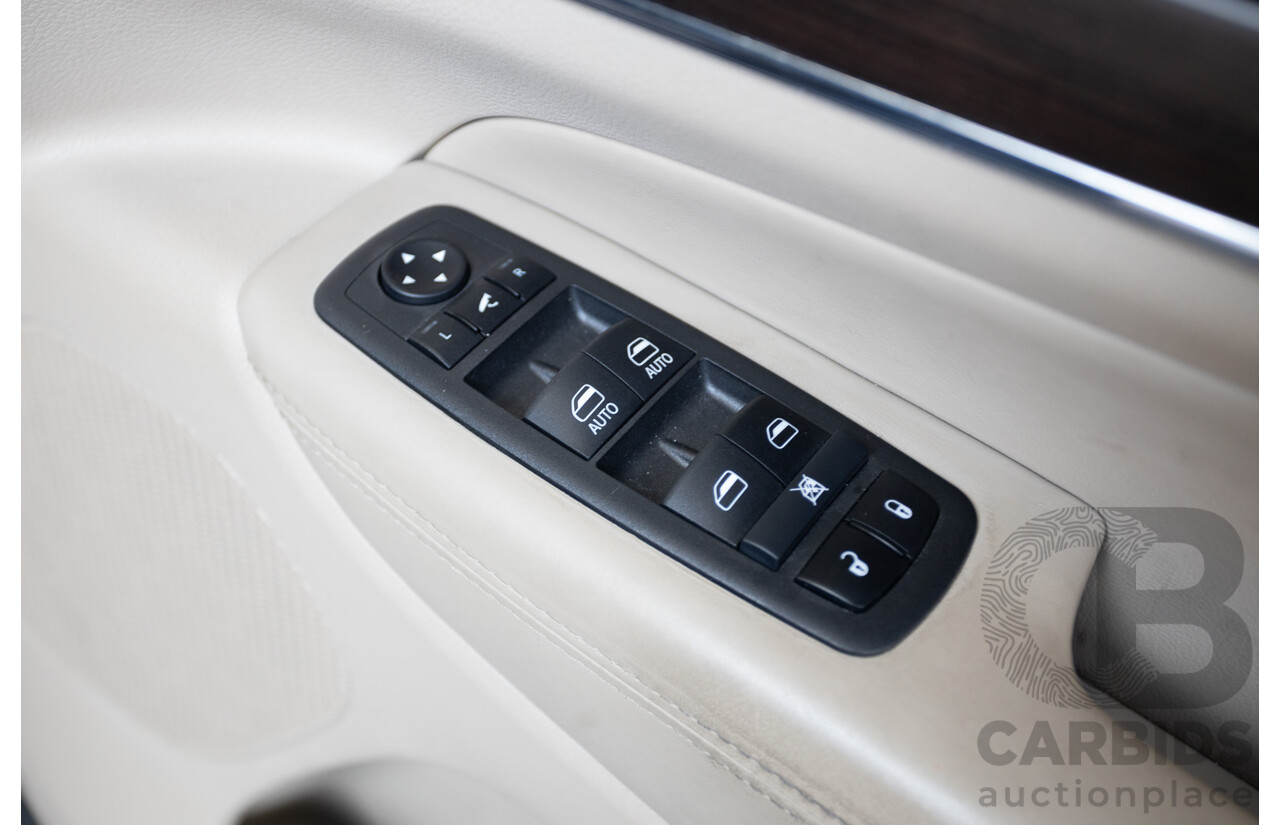 11/2014 Jeep Grand Cherokee Overland (4x4) WK MY15 4D Wagon Silver Turbo Diesel 3.0L