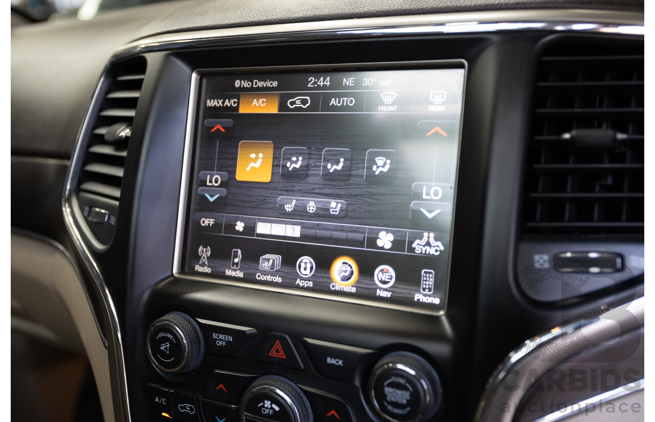 11/2014 Jeep Grand Cherokee Overland (4x4) WK MY15 4D Wagon Silver Turbo Diesel 3.0L