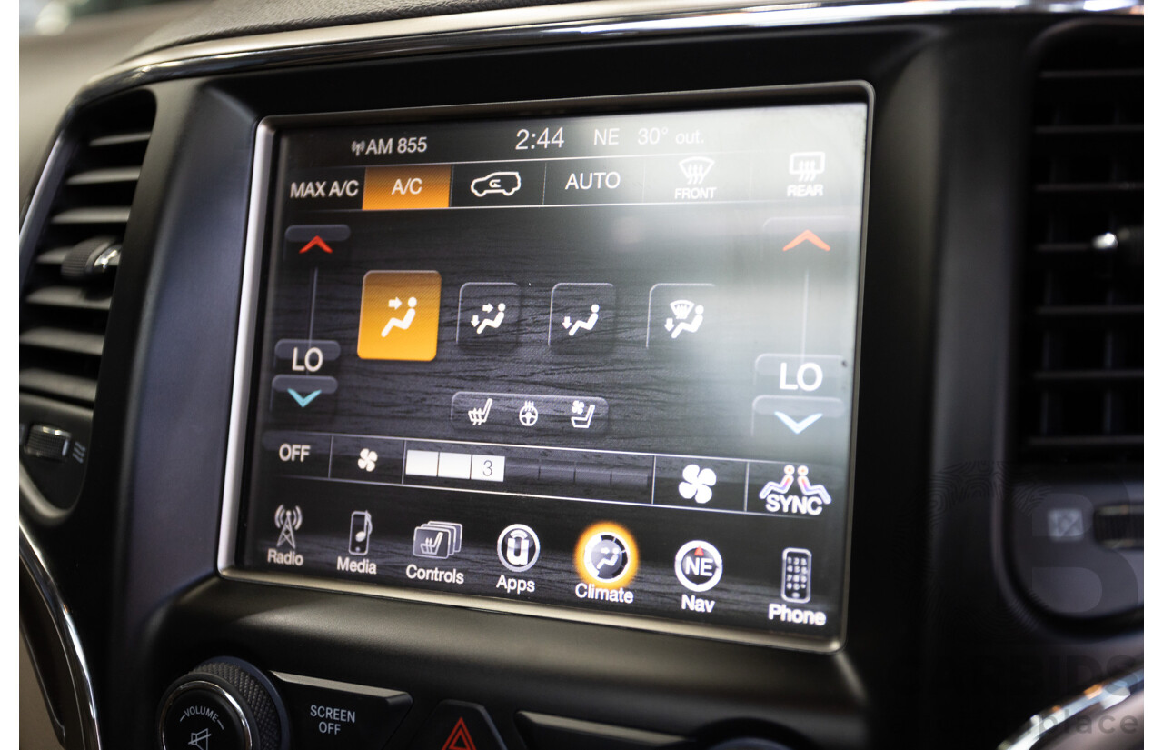 11/2014 Jeep Grand Cherokee Overland (4x4) WK MY15 4D Wagon Silver Turbo Diesel 3.0L