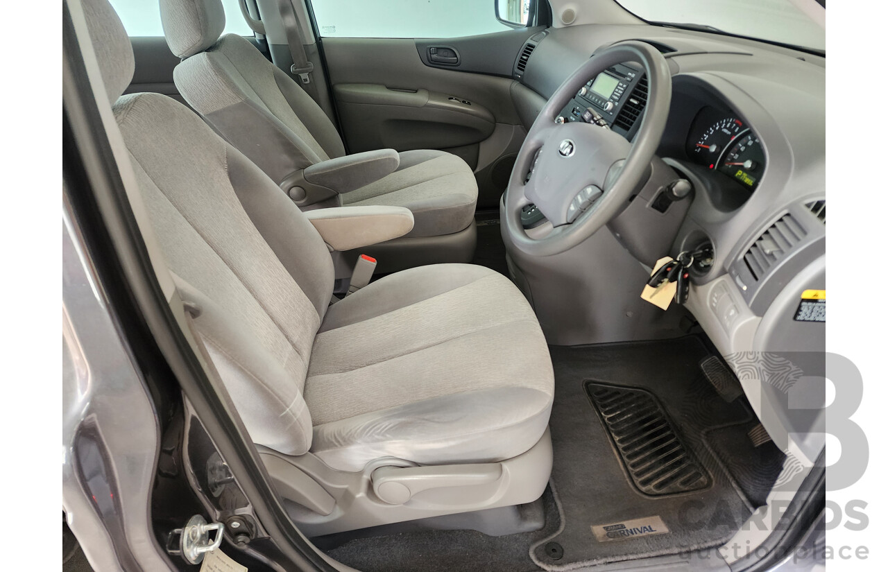 1/2014 Kia Grand Carnival S VQ MY14 4d Wagon Grey 3.5L