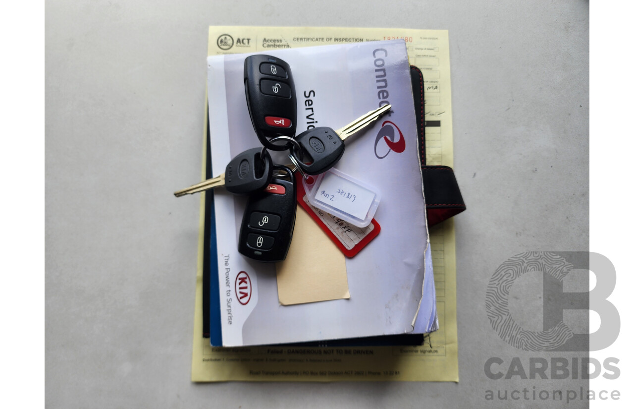 1/2014 Kia Grand Carnival S VQ MY14 4d Wagon Grey 3.5L