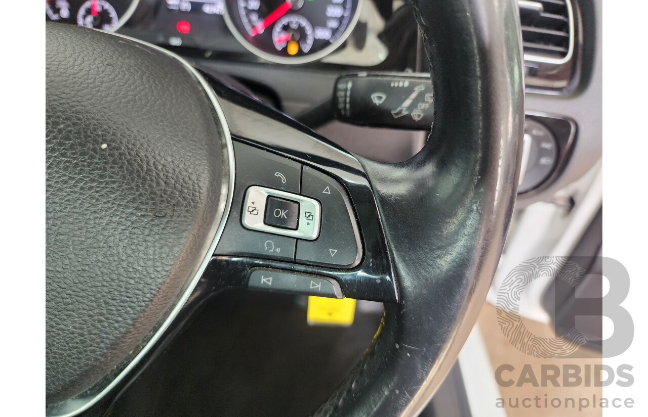 10/2014 Volkswagen Golf 103 TSI Highline AU MY14 5d Hatchback White 1.4L