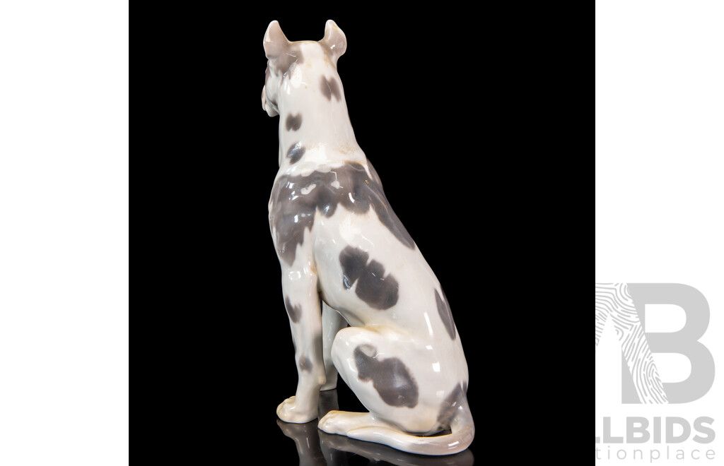 Glazed Great Dane by Bing & Grondhal, Denmark