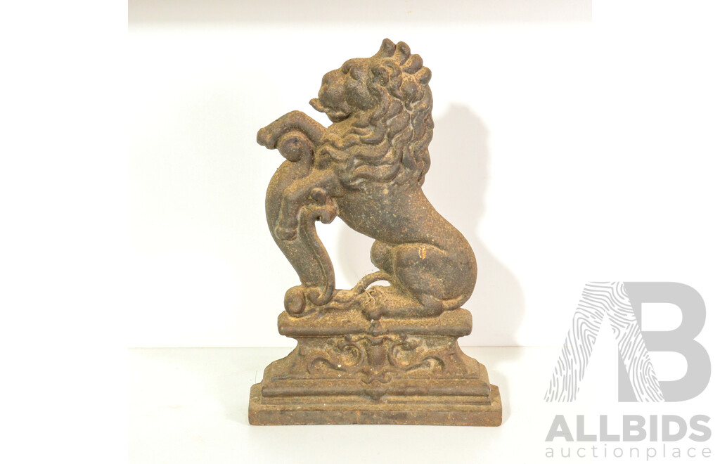 Cast Iron Lion Doorstop