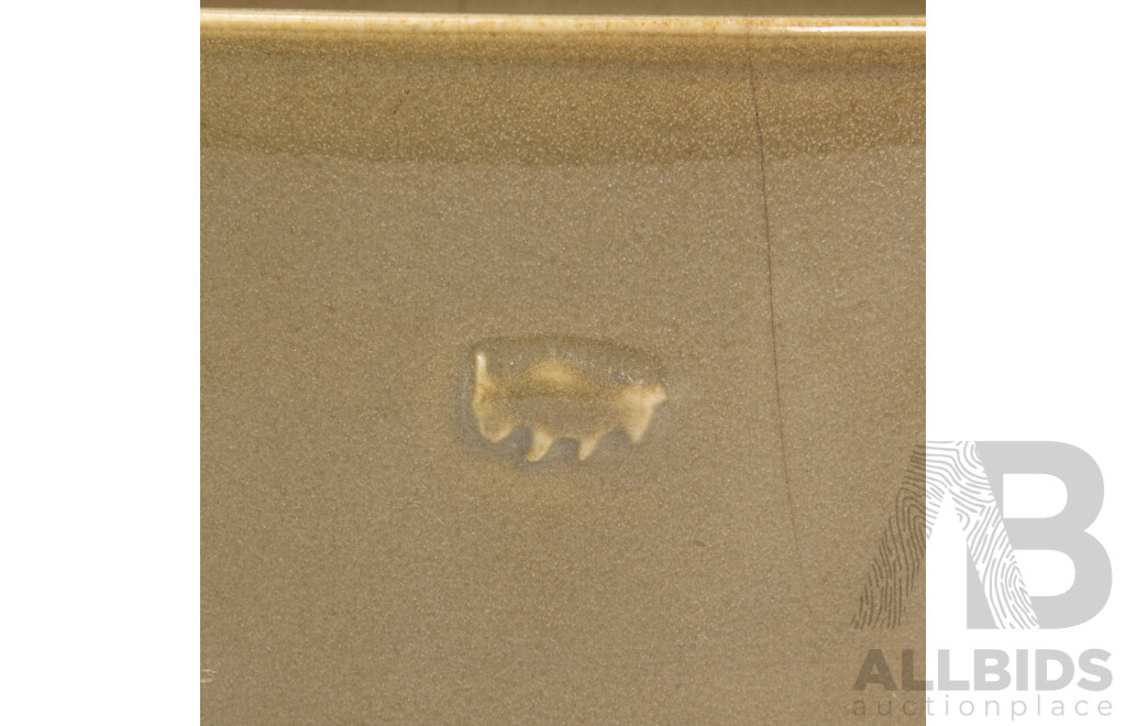 Good Collection Three Pieces of Bison Ceramics