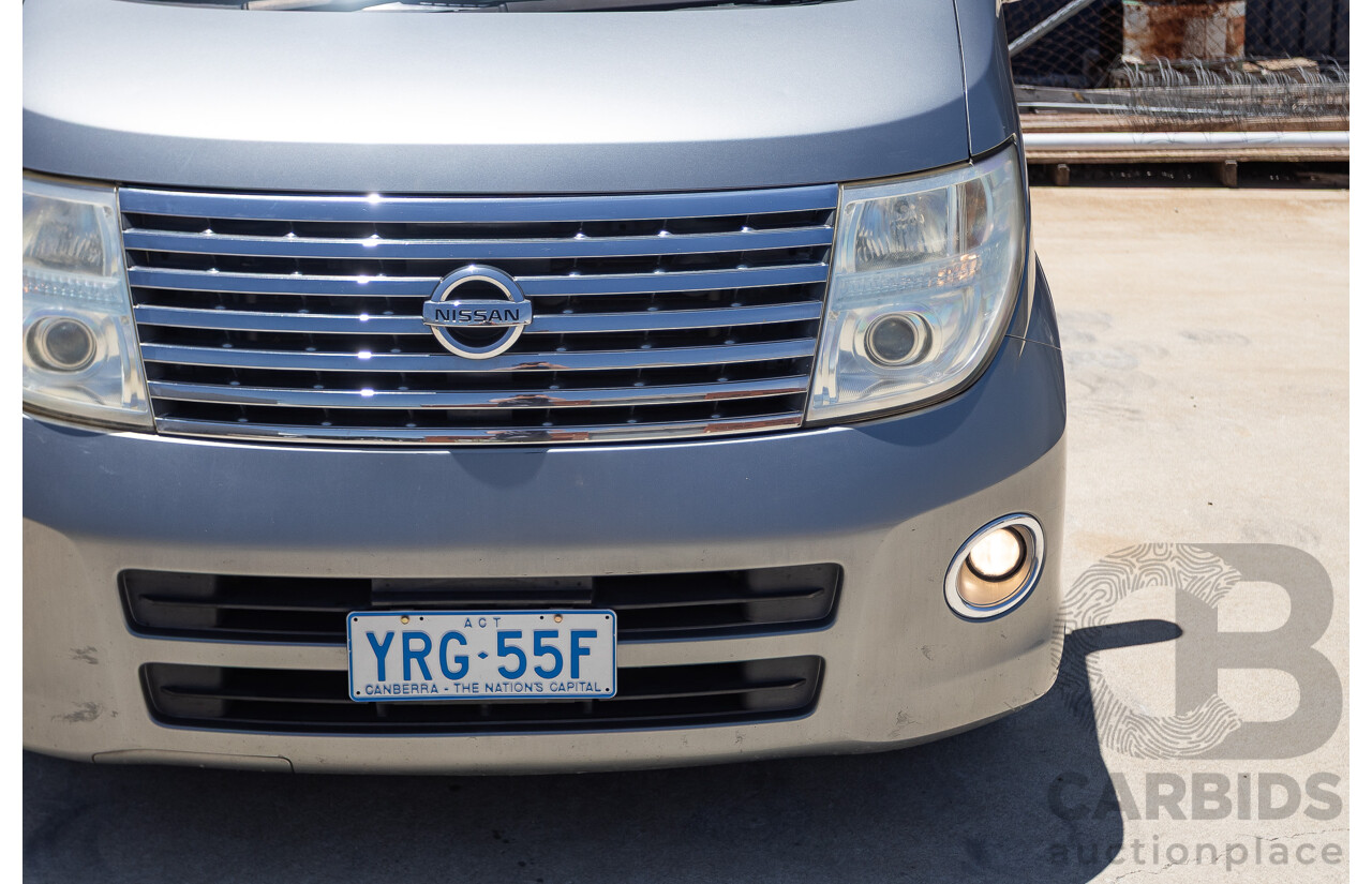 11/2004 Nissan Elgrand E51 Highway Star 4D Wagon Grey 3.5L - 4/2022 Import