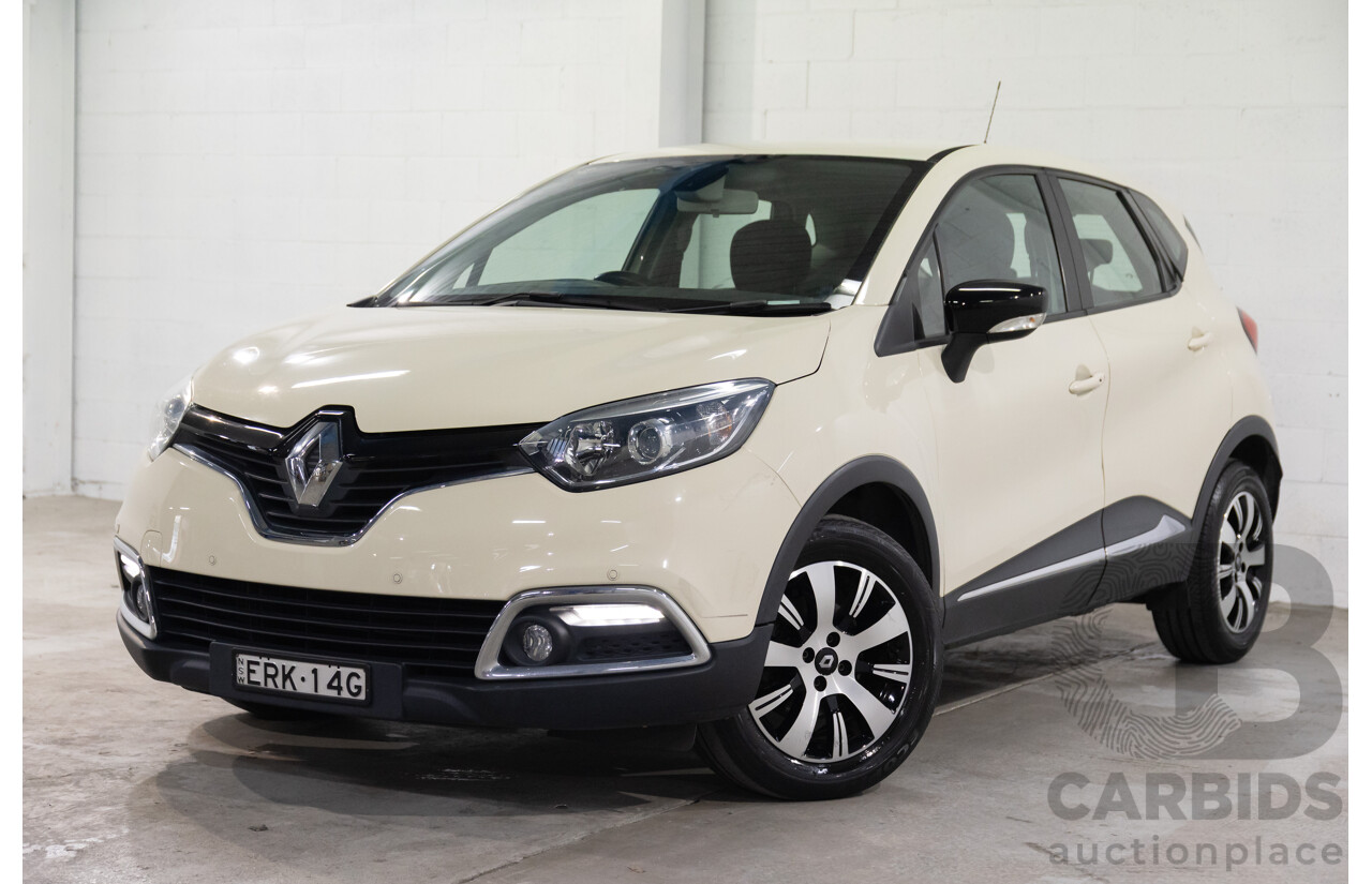 01/2016 Renault Captur Expression (FWD) J87 4d Wagon Ivory White Turbo 1.2L